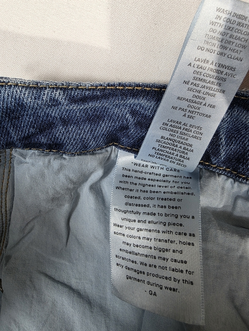 Good American Straight-Leg high rise midwashed indigo Jeans - Picture 14 of 15